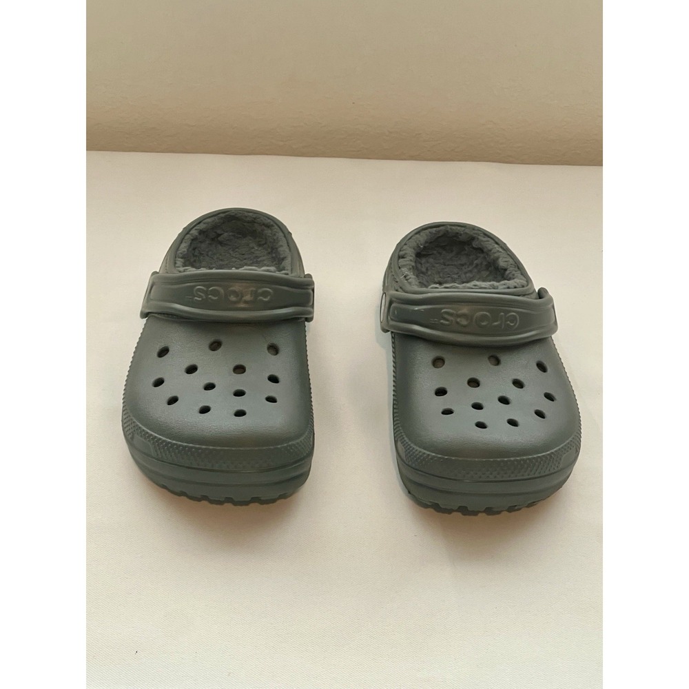Crocs Juniors Size‎ 1 Dark Grey Fuzzy Faux Fur Lined Slip On Clogs